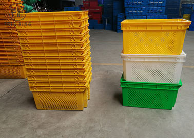着色されたヨーロッパの穴があいた衛生学のプラスチック パッキング木枠HDPE 630 * 420 * 315のMmの