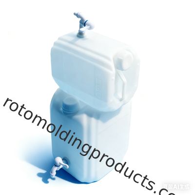 持ち手一体型 15リットル プラスチックジェリカン 持ち運びと耐久性に優れた水の保管に